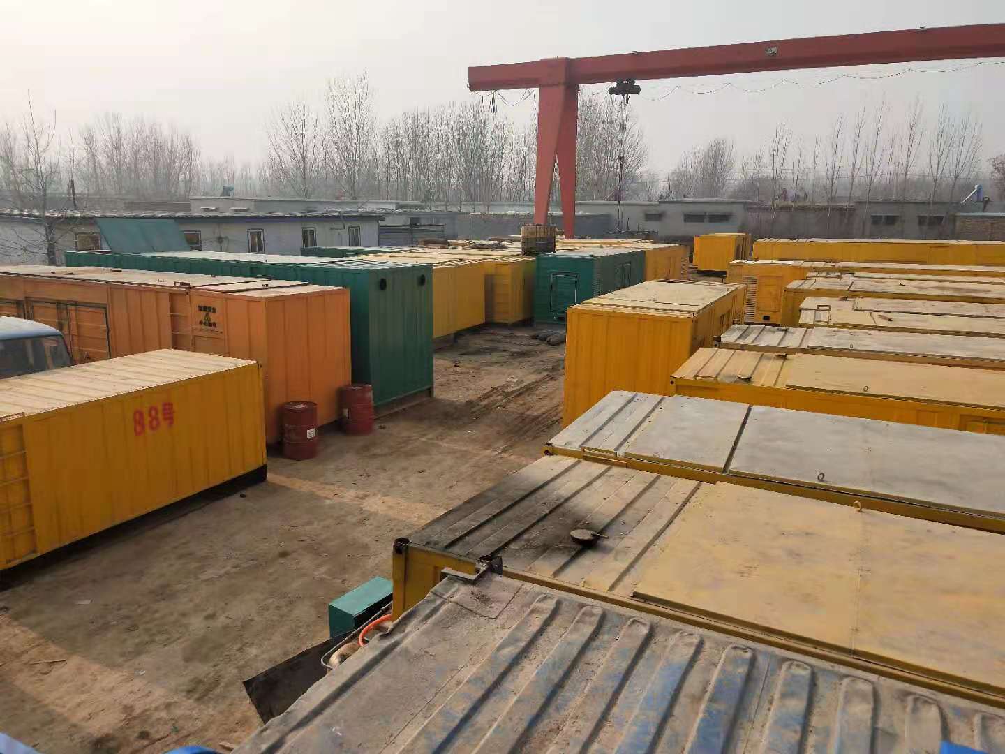 临翔租赁发电机-灰尘、风沙对柴油发电机组造成哪些不良影响？