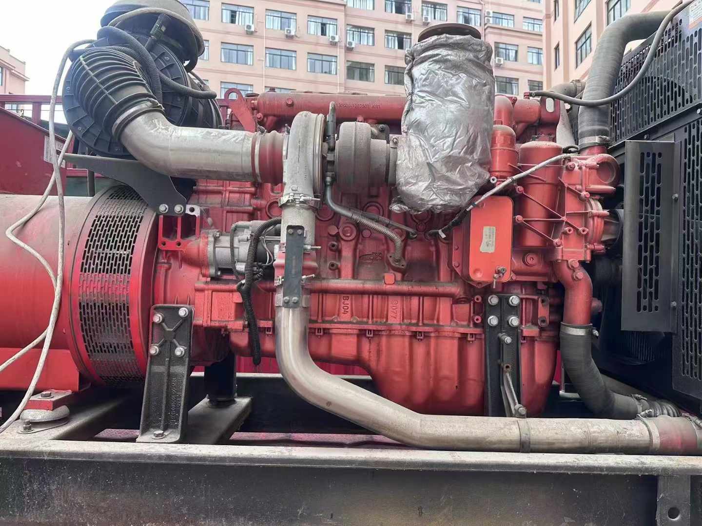 临翔如何选择适合 600kW 柴油发电机组的过载保护器？