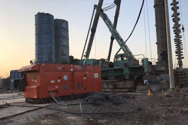 临翔如何检查发电机组燃油系统的密封性？