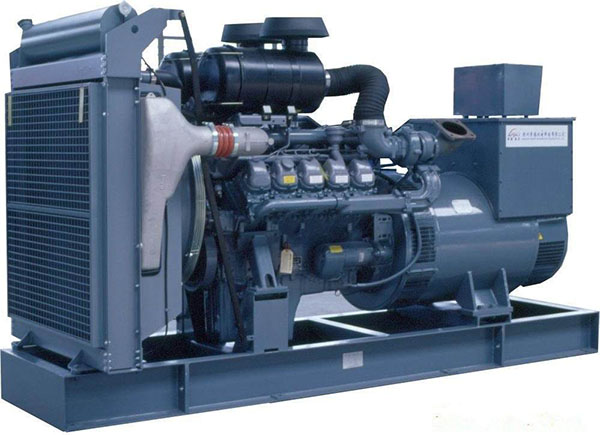 临翔干接点的信号通断时间是如何确定的？